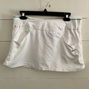 Nike FitDry White Tennis Skirt, Size Medium